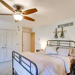Spacious And Secluded Madison Home Near Dtwn!
